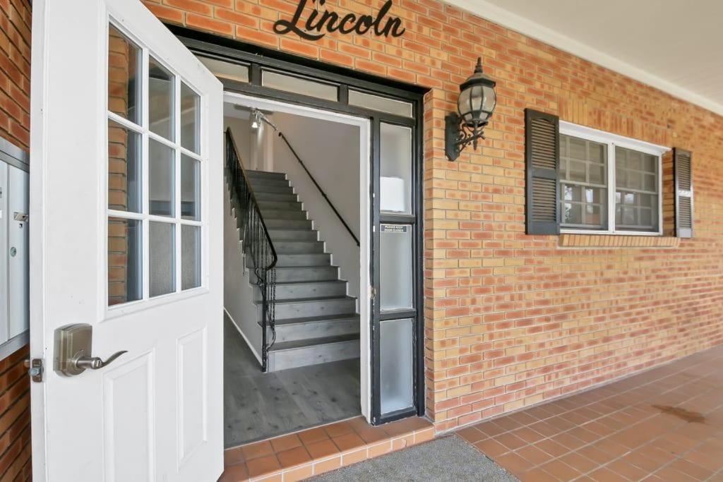 Decorative 1Br With Parking Close To Stores Тампа Екстериор снимка